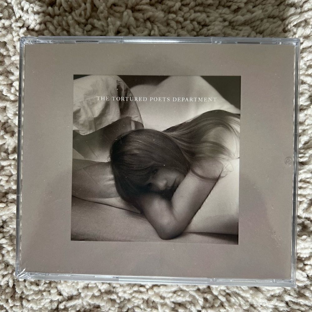 The Tortured Poets Department Collector's Edition Deluxe CD + Bonus Track